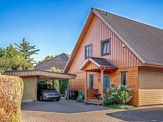 Einfamilienhaus zum Kauf 349.000 € 4 Zimmer 122,6 m² 745 m² Grundstück Bad Bramstedt 24576