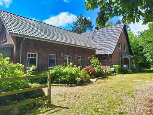 Einfamilienhaus zum Kauf 449.000 € 8 Zimmer 284 m² 1.735 m² Grundstück Havetoft 24873