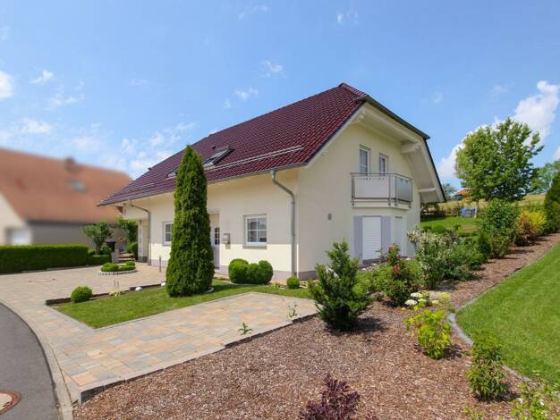 Haus zum Kauf 385.000 € 6 Zimmer 168 m² 787 m² Grundstück Rasdorf Rasdorf 36169