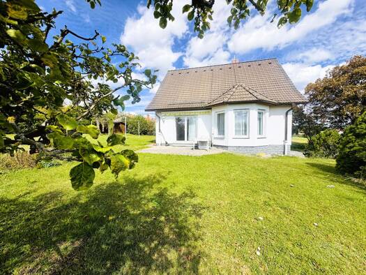 Einfamilienhaus zum Kauf 359.650 € 8 Zimmer 144 m² 1.642 m² Grundstück frei ab 01.11.2026 Stadtilm 99326
