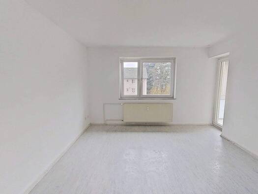 Studio zur Miete 760 € 3 Zimmer 59,9 m² 2. Geschoss frei ab 15.03.2026 Briefelstrasse 27 Heppenheim 64646