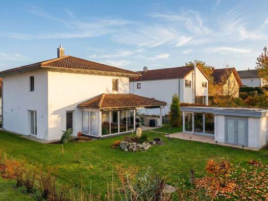 Einfamilienhaus zum Kauf 549.000 € 3 Zimmer 152 m² 657 m² Grundstück frei ab 01.03.2026 Fürstenzell 94081