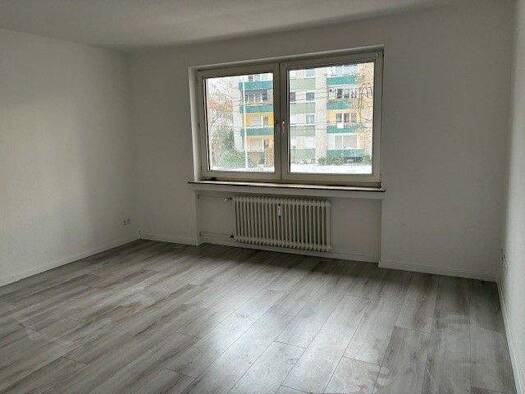 Wohnung zur Miete 539 € 3 Zimmer 71 m² 1. Geschoss frei ab 01.02.2026 Bahnhofstr. 56b Mittelmeiderich Duisburg 47138