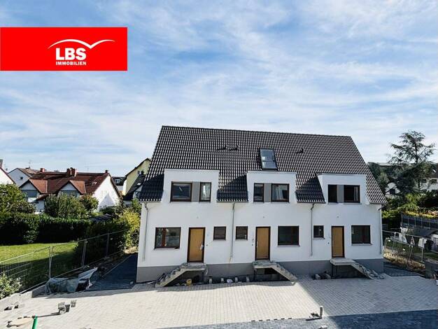 Reihenmittelhaus zum Kauf 612.300 € 4 Zimmer 107 m² 158 m² Grundstück frei ab 31.12.2025 Fechenheimer Weg 77f II Bischofsheim Maintal 63477