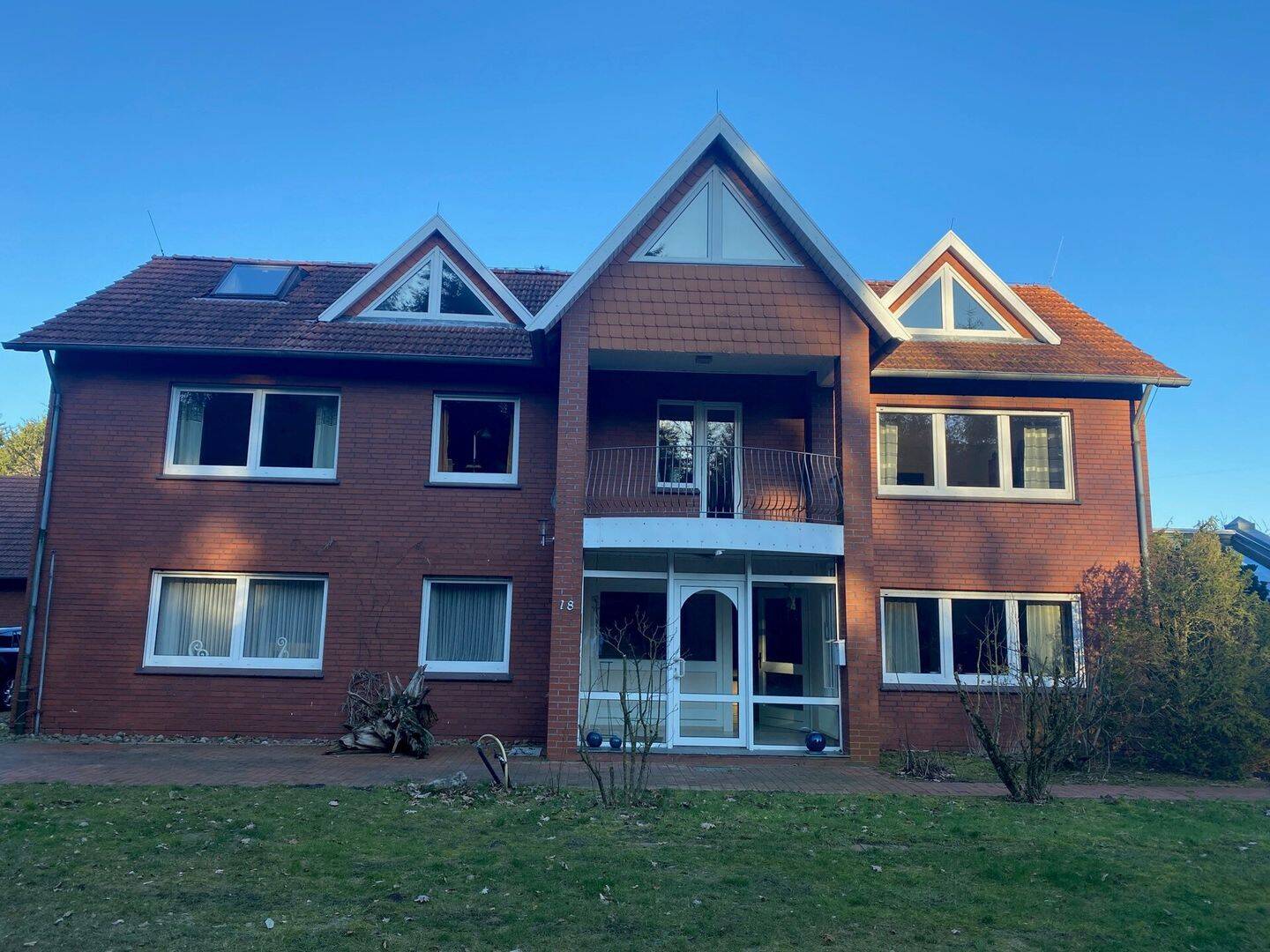 Immobilie in Essen/Oldenburg - Großes Haus mit Nebengebäuden im Außenbereich! *Provisionsfrei* - Bild 1