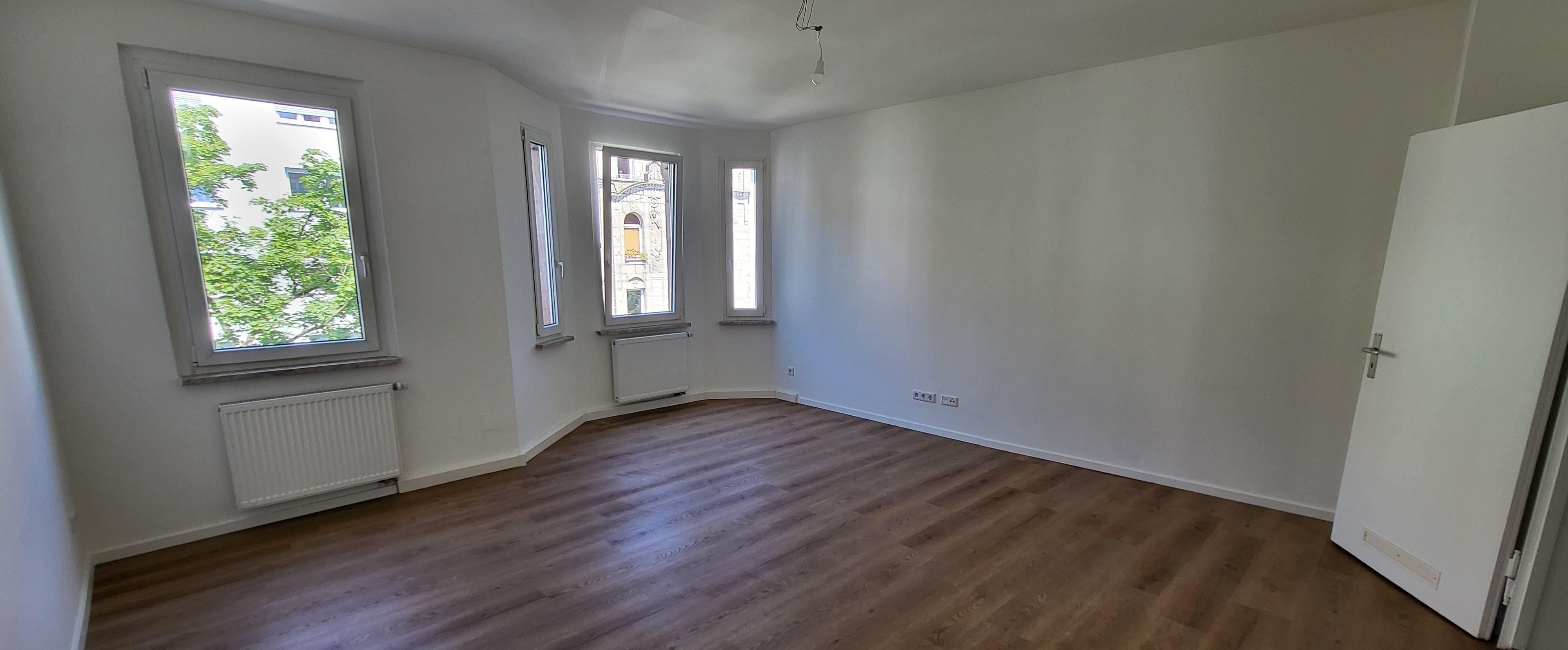 Wohnung zur Miete 890 € 3 Zimmer 85 m²<br/>Wohnfläche 3.<br/>Geschoss ab sofort<br/>Verfügbarkeit Humboldtstr. 102 Nürnberg 90459