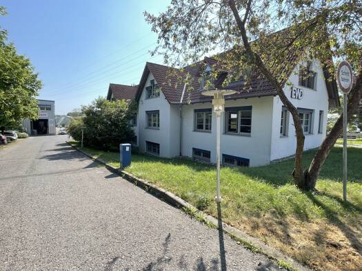 Atelier zur Miete provisionsfrei 9.900 € 16 Zimmer 1.115 m² Bürofläche teilbar von 454 m² bis 1.115 m² Täleswiesenstraße 7 Jettenburg Reutlingen 72770