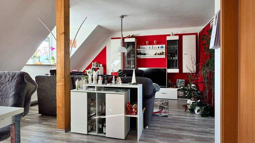 Wohnung zum Kauf 119.000 € 3 Zimmer 83 m² 2. Geschoss Suhl 98528