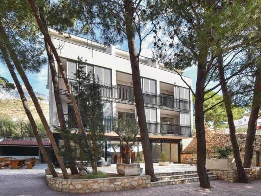 Haus zum Kauf 600 m² Dugi Rat