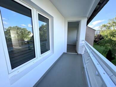 Wohnung zur Miete 465 € 2 Zimmer 60,9 m² 3. Geschoss frei ab sofort Lortzingstraße 11 Rheinhausen - Mitte Duisburg 47226