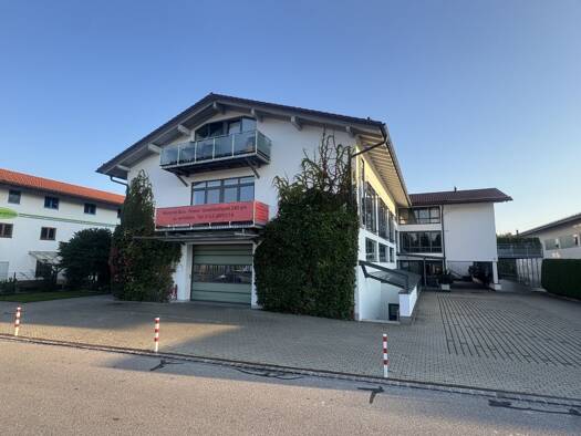 Bürofläche zur Miete provisionsfrei 2.400 € 245 m² Bürofläche Am Marschallfeld 25 Oberlaindern Valley 83626