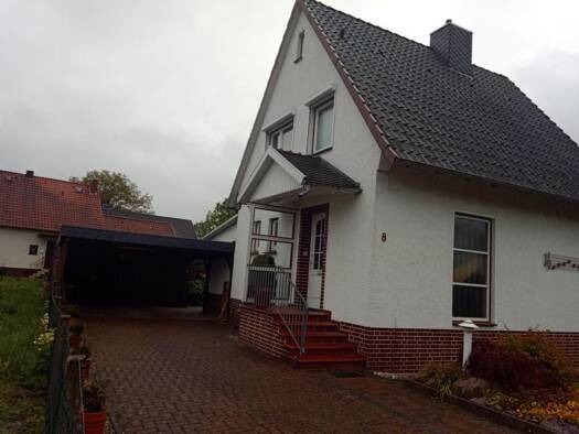 Einfamilienhaus zum Kauf 229.000 € 4 Zimmer 100 m² 602 m² Grundstück frei ab sofort Hermannsburg Südheide 29320