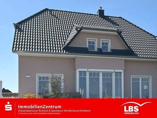 Einfamilienhaus zum Kauf - Erstbezug provisionsfrei 525.900 € 5 Zimmer 152 m² 901 m² Grundstück frei ab sofort Suckow Güstrow 18273