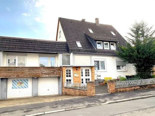 Mehrfamilienhaus zum Kauf 295.000 € 11 Zimmer 264 m² 523 m² Grundstück frei ab sofort Veckerhagen Reinhardshagen 34359