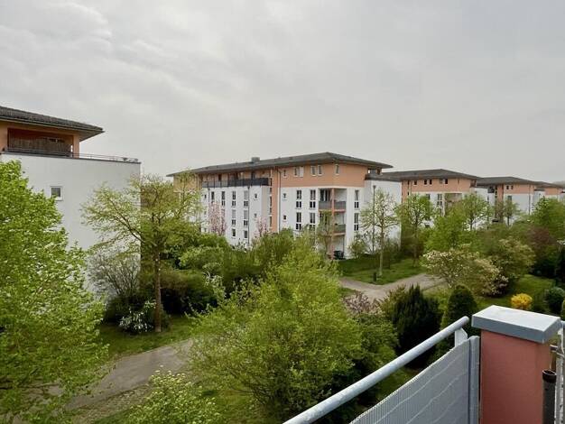 Wohnung zum Kauf 87.500 € 1,5 Zimmer 39 m² 3. Geschoss Taucha Taucha 04425