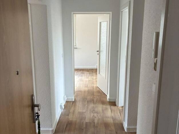 Wohnung zur Miete 438 € 3 Zimmer 62,5 m² EG Linzer Straße 45 Süd Dessau-Roßlau 06849