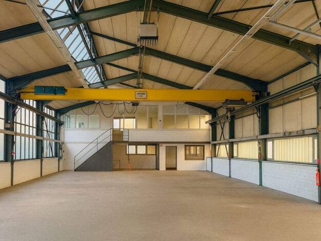 Lagerhalle zur Miete 5,50 € 510 m² Lagerfläche Oeffingen Fellbach 70736