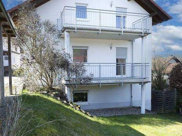 Einfamilienhaus zur Miete 2.100 € 10 Zimmer 255 m² 300 m² Grundstück Kirchstr. 16b Reichenbach Reichenbach-Steegen 66879