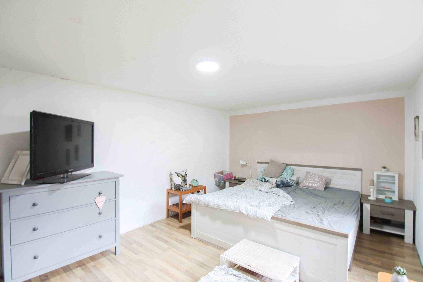 Immobilie in Greifenstein - Wohnen unterhalb der Burg - mit Garten, 2 Garagen und weiteren Stellplätzen - Bild 4