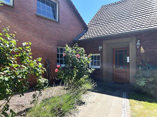 Haus zum Kauf 8 Zimmer 230 m² 21.000 m² Grundstück Rehden 49453