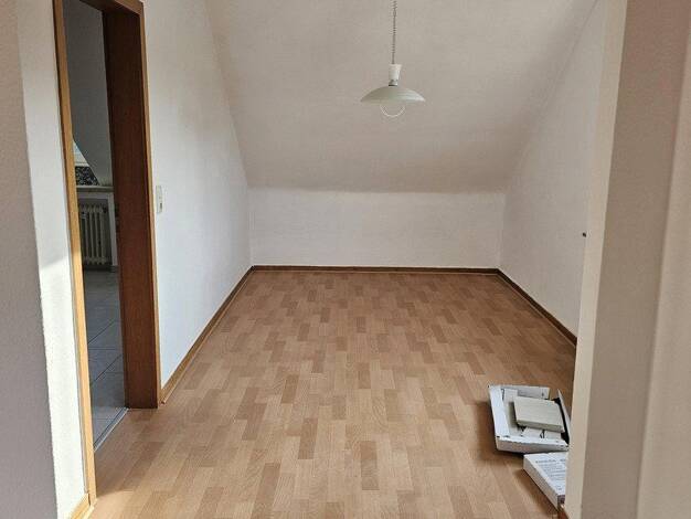 Wohnung zur Miete 615 € 3 Zimmer 82 m² 2. Geschoss frei ab 15.12.2026 Eichenweg 4 Hamm (Sieg) 57577
