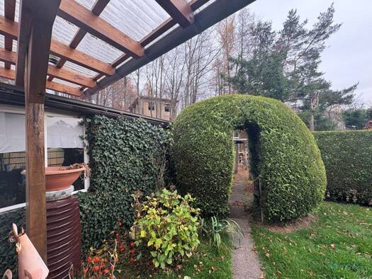 Doppelhaushälfte zum Kauf 199.000 € 7 Zimmer 221,3 m² 1.441 m² Grundstück Hahnstraße 3 Hessisch Lichtenau Hessisch Lichtenau 37235