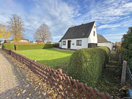 Einfamilienhaus zum Kauf 229.000 € 3 Zimmer 90 m² Heidekamp 23858