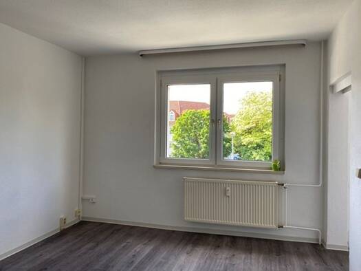 Studio zur Miete 176 € 1 Zimmer 25,1 m² 1. Geschoss frei ab 01.10.2026 Schöninger Straße 12 Oschersleben 39387