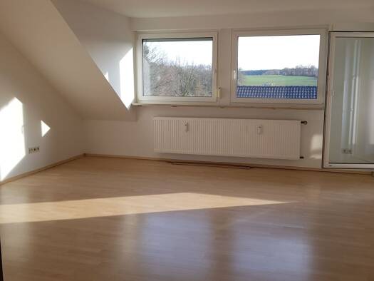 Wohnung zur Miete 885 € 4 Zimmer 98 m² 3 Geschosse Herzogenaurach 91074
