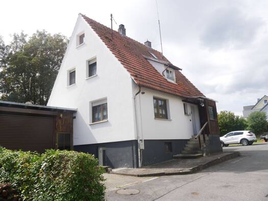 Einfamilienhaus zum Kauf 225.000 € 5,5 Zimmer 99 m² 535 m² Grundstück frei ab sofort Gestungshausen Sonnefeld 96242