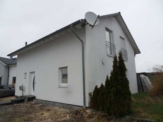 Einfamilienhaus zum Kauf provisionsfrei 202.500 € 4 Zimmer 119 m² 636 m² Grundstück Neenstetten Neenstetten 89189