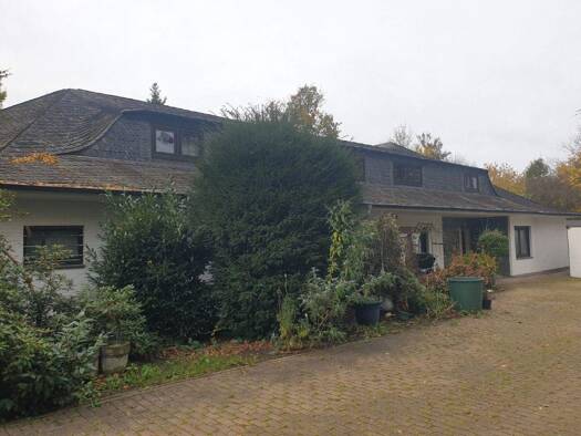 Villa zum Kauf 870.000 € 11 Zimmer 419 m² 4.549 m² Grundstück Rehme Bad Oeynhausen 32547