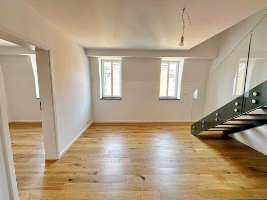 Maisonette zur Miete 980 € 2 Zimmer 63 m² 3. Geschoss frei ab sofort Badstr. 1A Innenstadt Fürth 90762