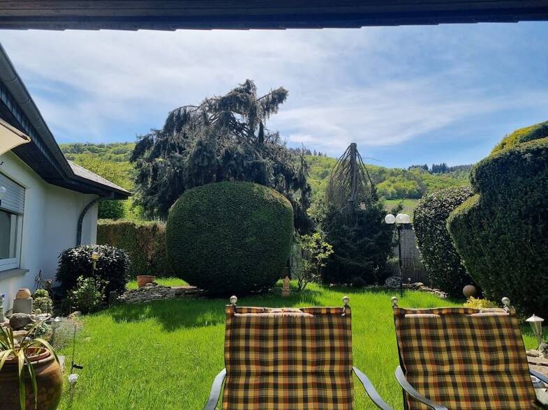 Einfamilienhaus zum Kauf 480.000 € 7 Zimmer 322 m² 783 m² Grundstück frei ab 01.06.2025 Kindel Kinheim Kindel 54538
