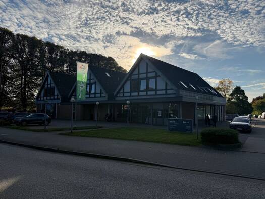 Wohn- und Geschäftshaus zum Kauf provisionsfrei als Kapitalanlage geeignet 2.000.000 € 1.268,1 m² Eckernförde 24340