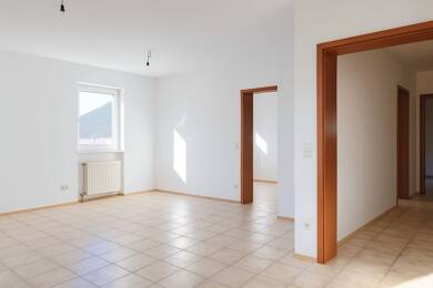 Wohnung zur Miete 980 € 4 Zimmer 105 m² Geschoss 1/1 frei ab 01.09.2025 Lambrecht 67466