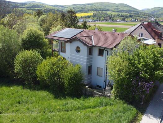 Haus zum Kauf 699.000 € 5 Zimmer 154 m² 534 m² Grundstück Berndorf 2560