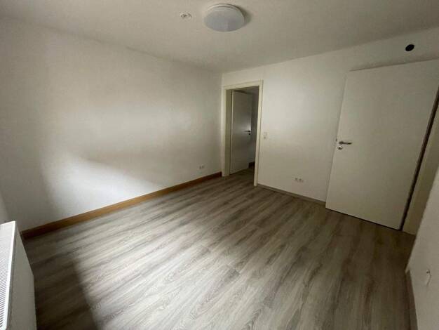 Wohnung zur Miete 420 € 2 Zimmer 53,4 m² 2. Geschoss frei ab sofort Hauenstein 76846
