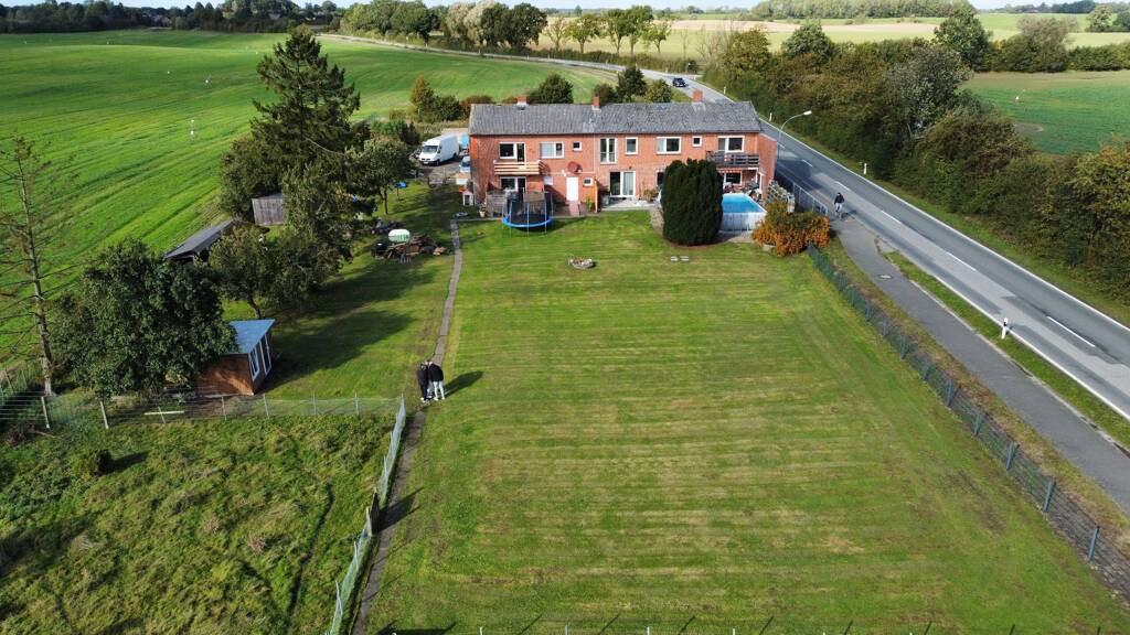 Mehrfamilienhaus zum Kauf provisionsfrei als Kapitalanlage geeignet 780.000 € 16 Zimmer 350 m² 2.300 m² Grundstück Wesenberg 23858