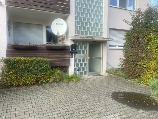 Wohnung zur Miete 400 € 4 Zimmer 95 m² Geschoss EG/2 frei ab sofort Rot Burgrieden 88483