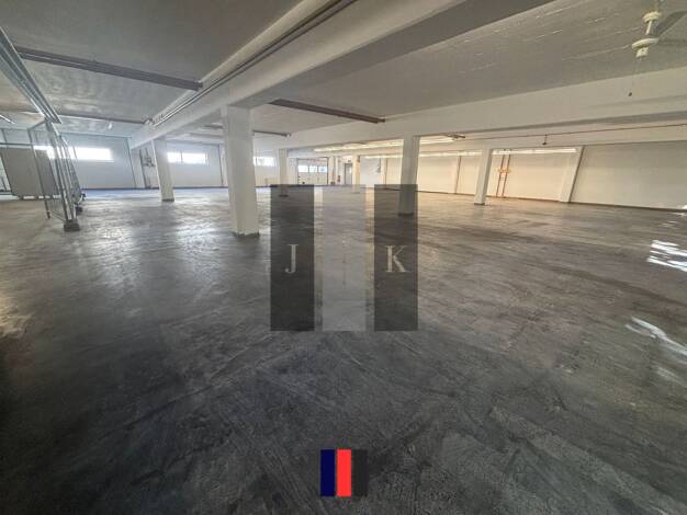 Lagerhalle zur Miete 5,30 € 750 m² Lagerfläche teilbar ab 500 m² Ahrensburg 22926