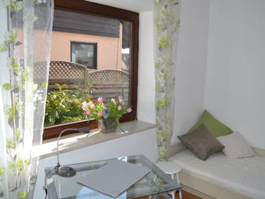 Studio zur Miete 350 € 1 Zimmer 30 m² EG Cadolzburg Cadolzburg 90556