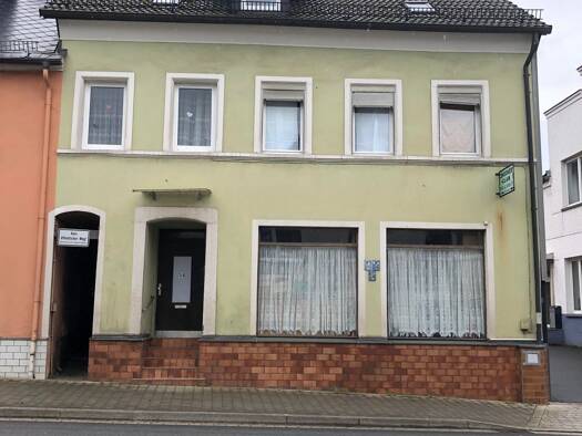 Mehrfamilienhaus zum Kauf provisionsfrei 59.000 € 5 Zimmer 178 m² 354 m² Grundstück Gefrees Gefrees 95482