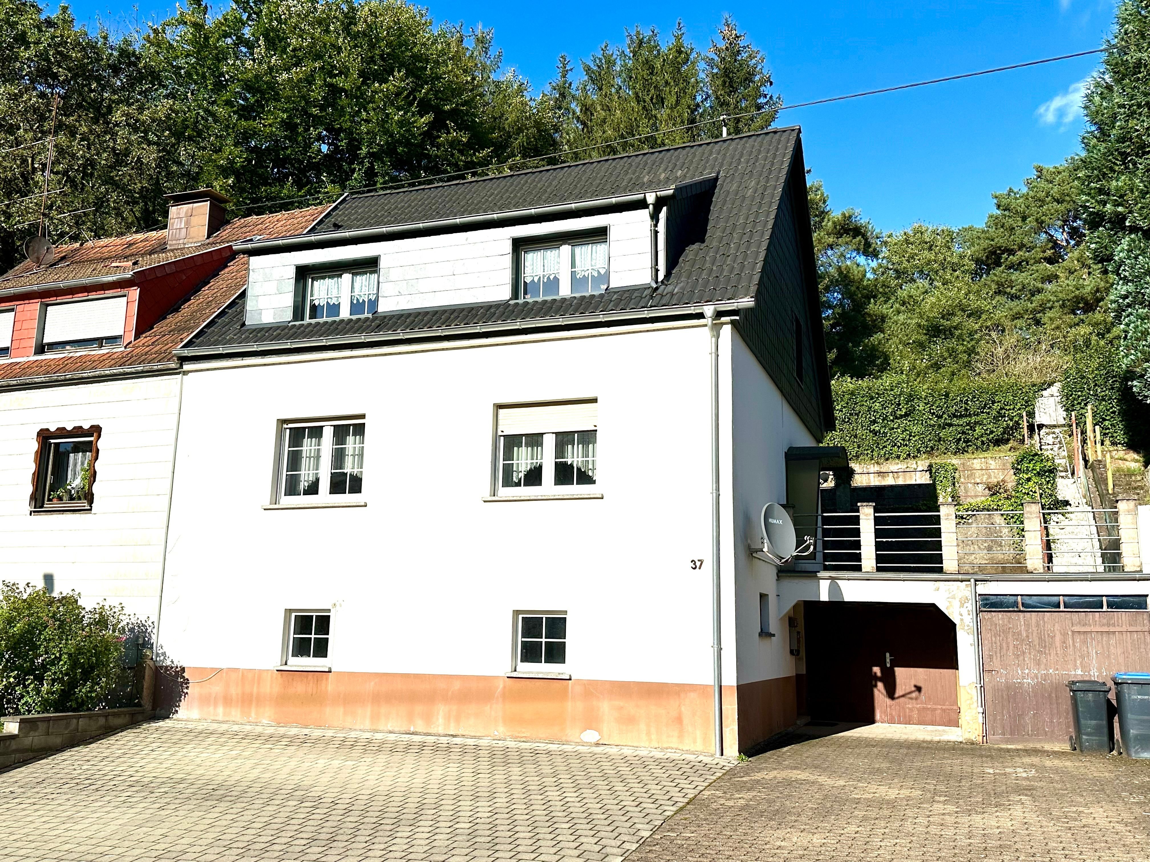 Einfamilienhaus zum Kauf 155.000 € 9 Zimmer 120 m²<br/>Wohnfläche 1.056 m²<br/>Grundstück Lauterbach Völklingen 66333