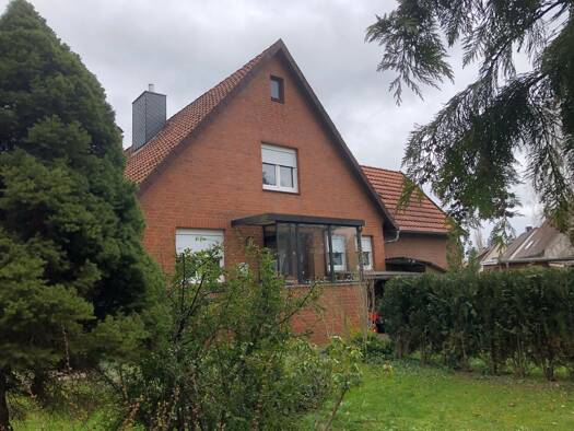 Doppelhaushälfte zur Miete 945 € 5 Zimmer 135 m² 500 m² Grundstück frei ab 01.10.2026 Lüchow 29439