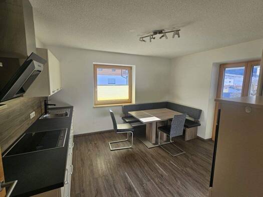 Wohnung zur Miete 1.400 € 4 Zimmer 100 m² Buch 6220