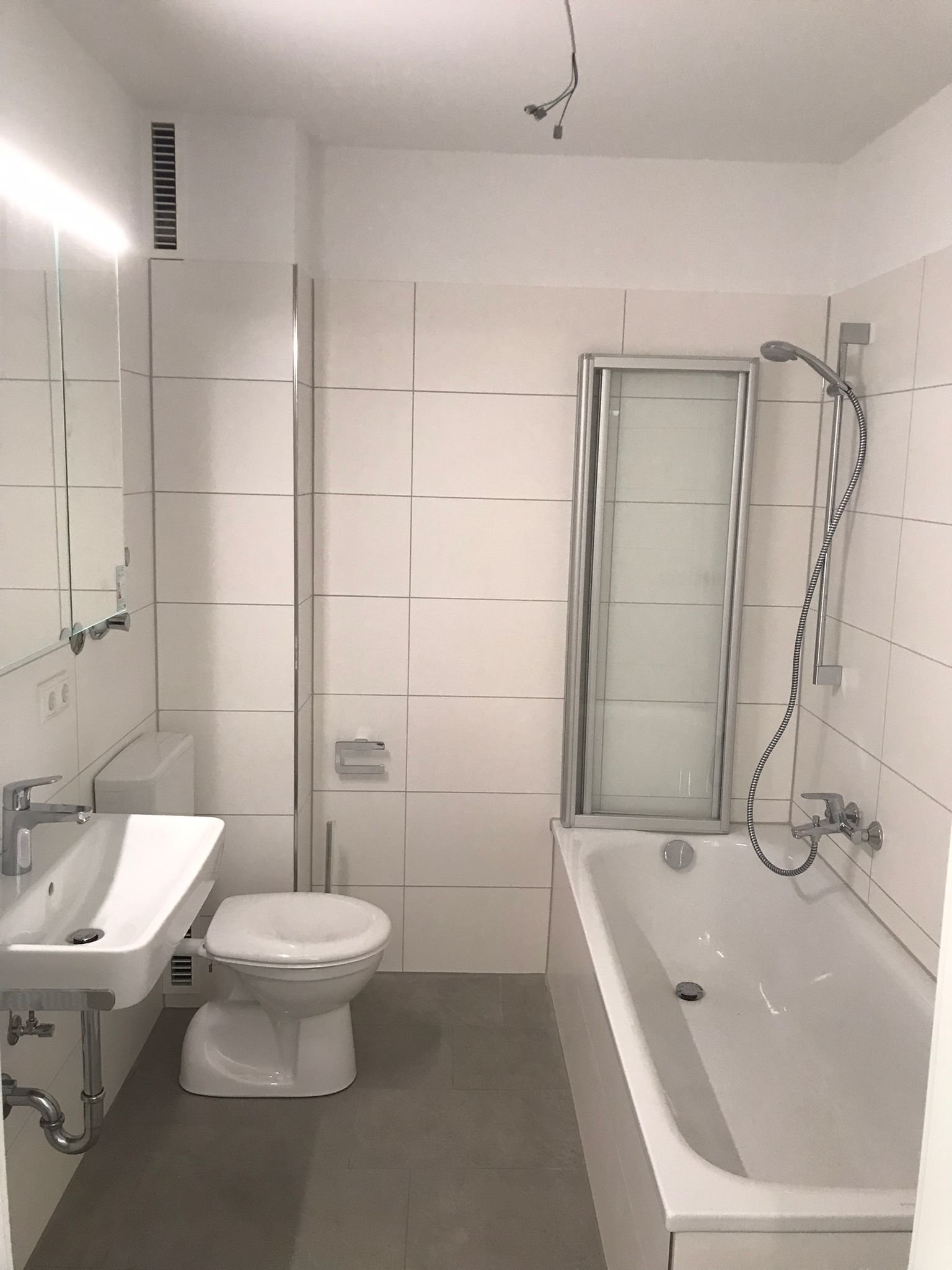 Wohnung zur Miete 1.120 € 3 Zimmer 80 m²<br/>Wohnfläche 2.<br/>Geschoss Wallbergstr.1 Rosenheim 83026