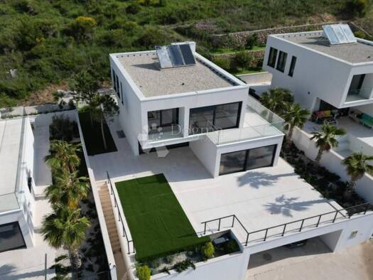 Haus zum Kauf 1.500.000 € 5 Zimmer 270 m² Bol Bol