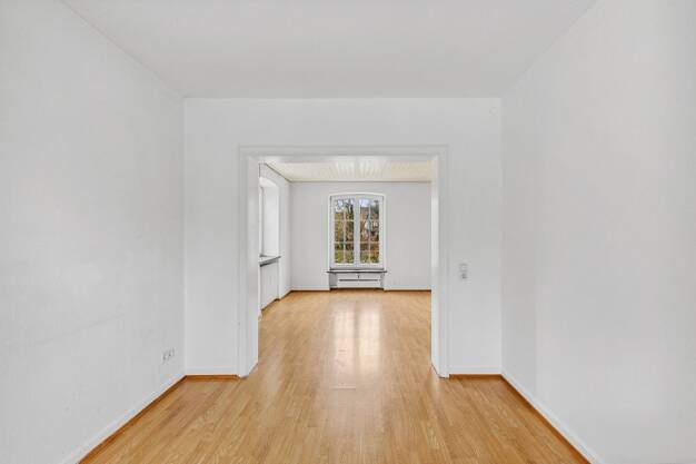 Wohnung zum Kauf provisionsfrei 360.000 € 4 Zimmer 103,9 m² 1. Geschoss Karl-Staib-Str. 3 Okriftel Hattersheim 65795