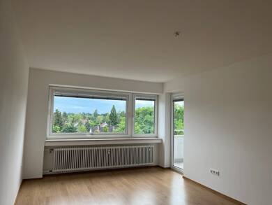 Wohnung zur Miete 880 € 3 Zimmer 70 m² Dachgeschoss, 5. Geschoss frei ab sofort Dambach Fürth 90768